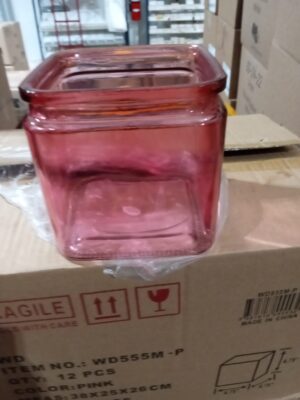 Wd555m-p 4.75"x4.75"x5" pink cube w/lip