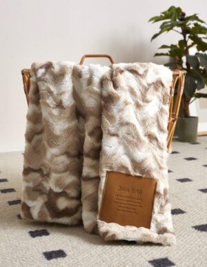 John 3:16 Patched Throw - PT23092